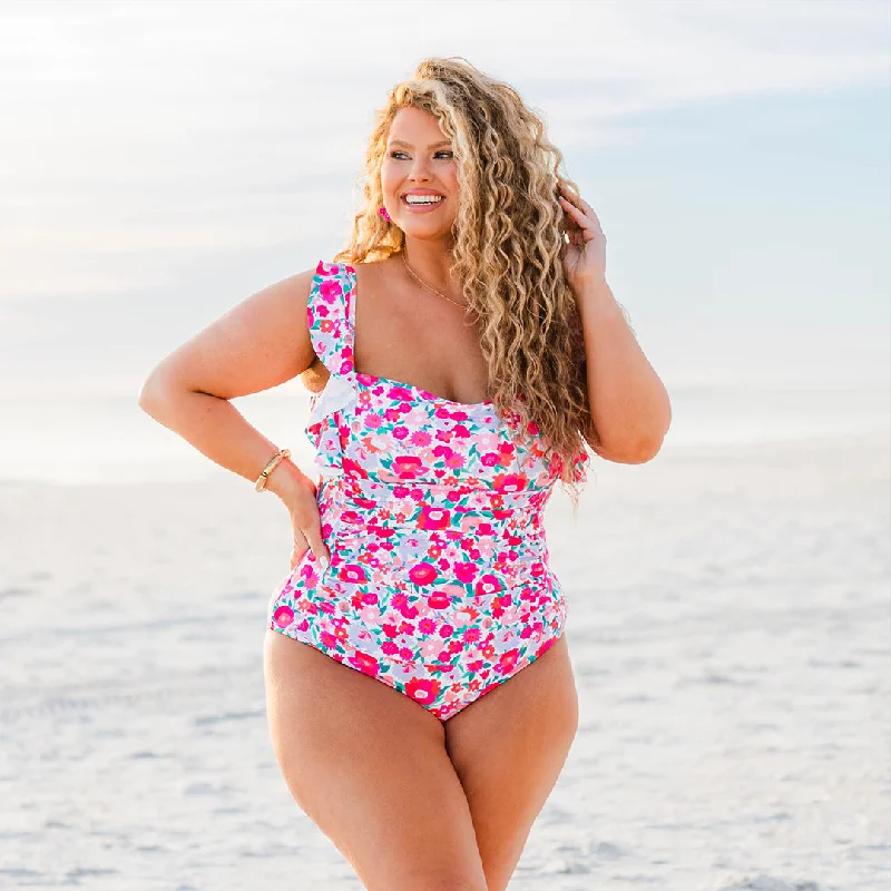 Minimalist Office - Ready Style Bahama Beauty Swimsuit, Pink Floral