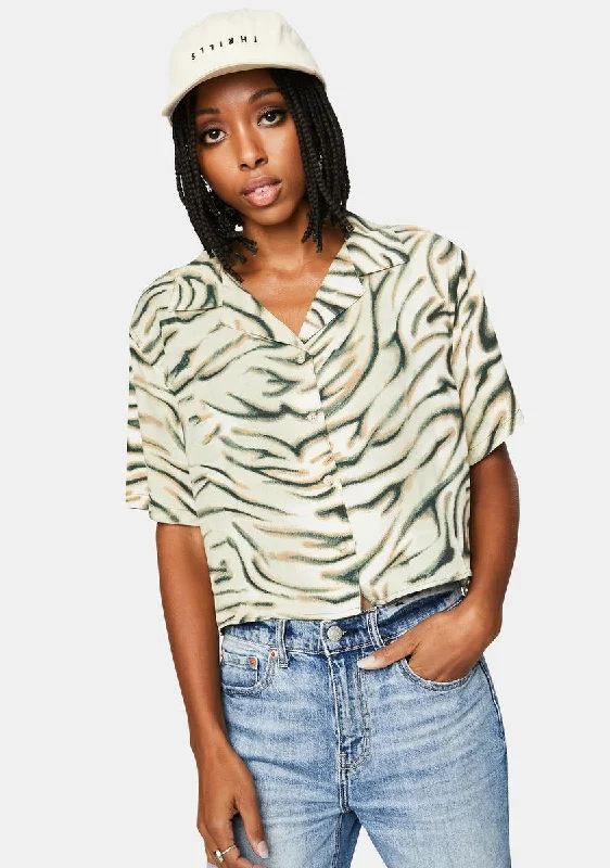 Limited Time Offer Thrift White Warped Crop Shirt