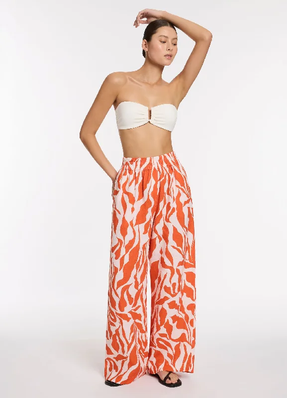 Score Big On Glamorous Red - Carpet Styles Sereno Ditsy Wide Leg Pant - Coral