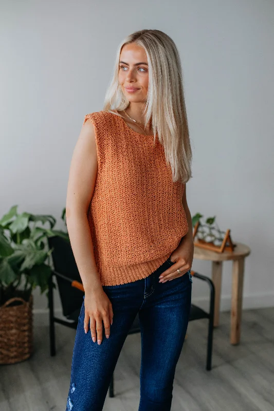 Sophisticated Outfits Zelie Knit Top - Peach