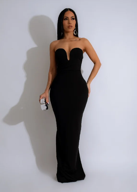 Elegant Clothing Your Fantasy Maxi Dress Black