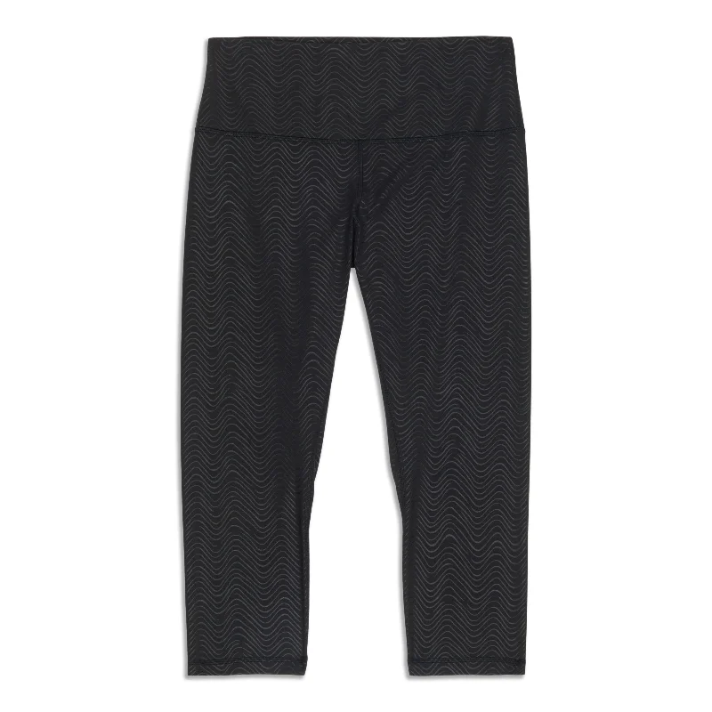 Unleash Your Trendy Side lululemon Align™ High-Rise Crop - Resale