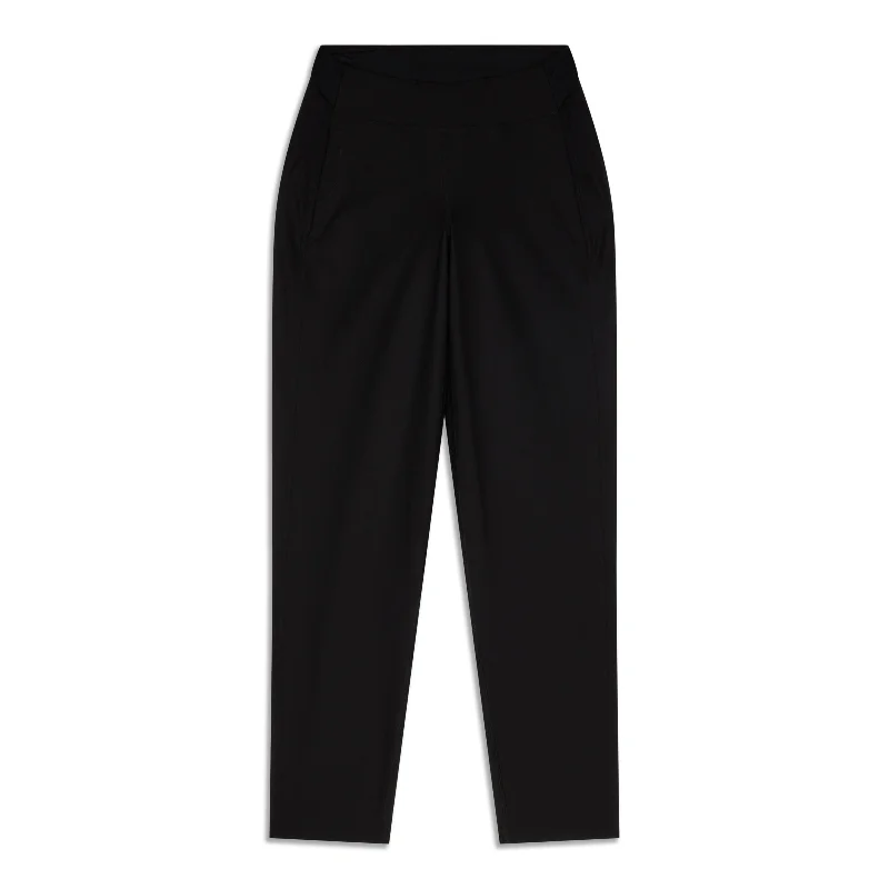 Signature Style Essentials Multi-Pocket Mid-Rise Golf Pant - Resale